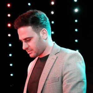 دانلود آهنگ داوود یونسی به نام اخ اخ بی وفا تورو باختم کجا دانلود آهنگ داوود یونسی به نام اخ اخ بی وفا تورو باختم کجا