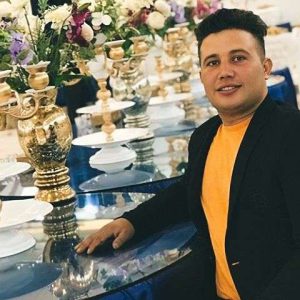 دانلود آهنگ علی احمدیانی به نام آدیداس