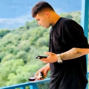 دانلود ریمیکس آهنگ علی احمدیانی به نام نمیدانم چه کنم با این حال بیقرار