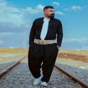 دانلود آهنگ فرهاد جهانگیری به نام پنج صبح