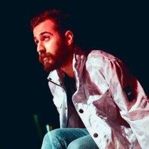 دانلود آهنگ فیزر به نام شاید اگه برمیگشتی بازم میساختیم با هم دانلود آهنگ فیزر به نام شاید اگه برمیگشتی بازم میساختیم با هم