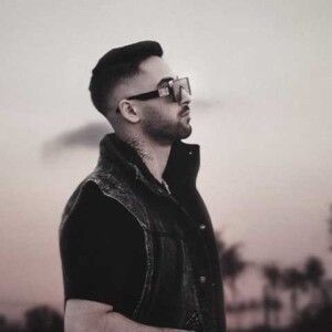 دانلود آهنگ آرتا و سارن به نام می اموره