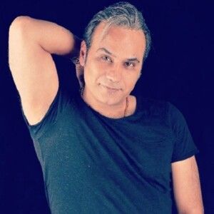 دانلود آهنگ شهرام شکوهی به نام زیبای بی احساس دانلود آهنگ شهرام شکوهی به نام زیبای بی احساس