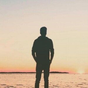 دانلود آهنگ سوگند به نام دوست دارم اسم تو رو رو شن ساحل بنویسم