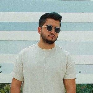 دانلود آهنگ عرشیاس به نام یار آفتاب و مهتاب ندیدم بگو قصه نبوده